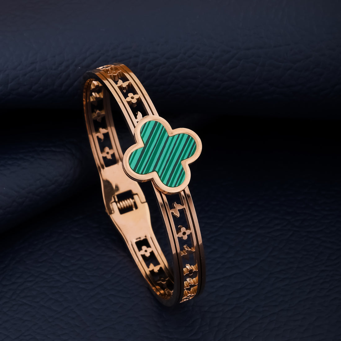 Clover Bracelet (Rose Gold)