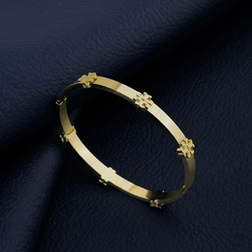 Celestia Motif Gold Bangle (Gold)