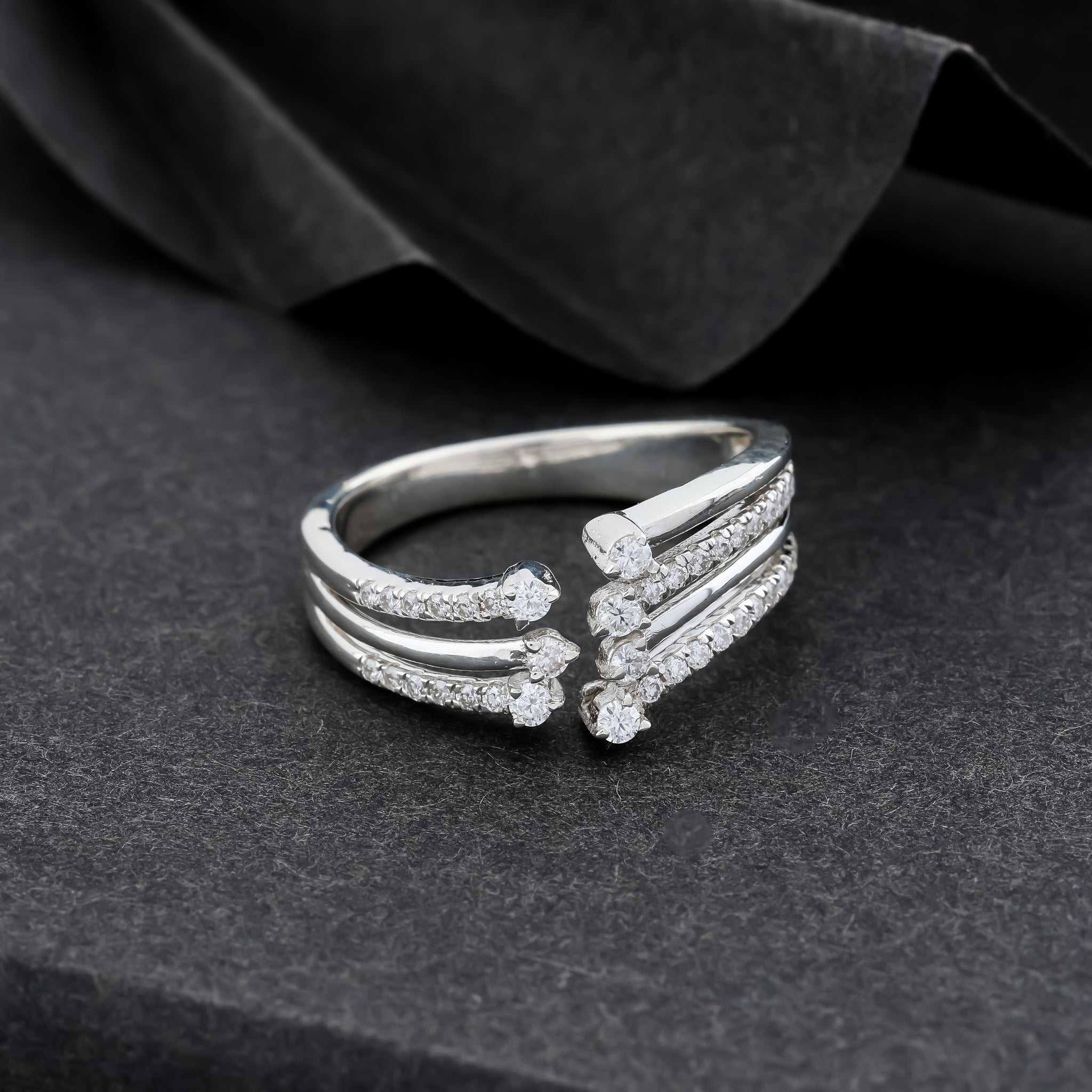 Triluxe Rings
