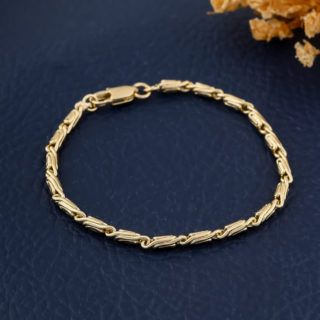 Twist Trail Rakhi