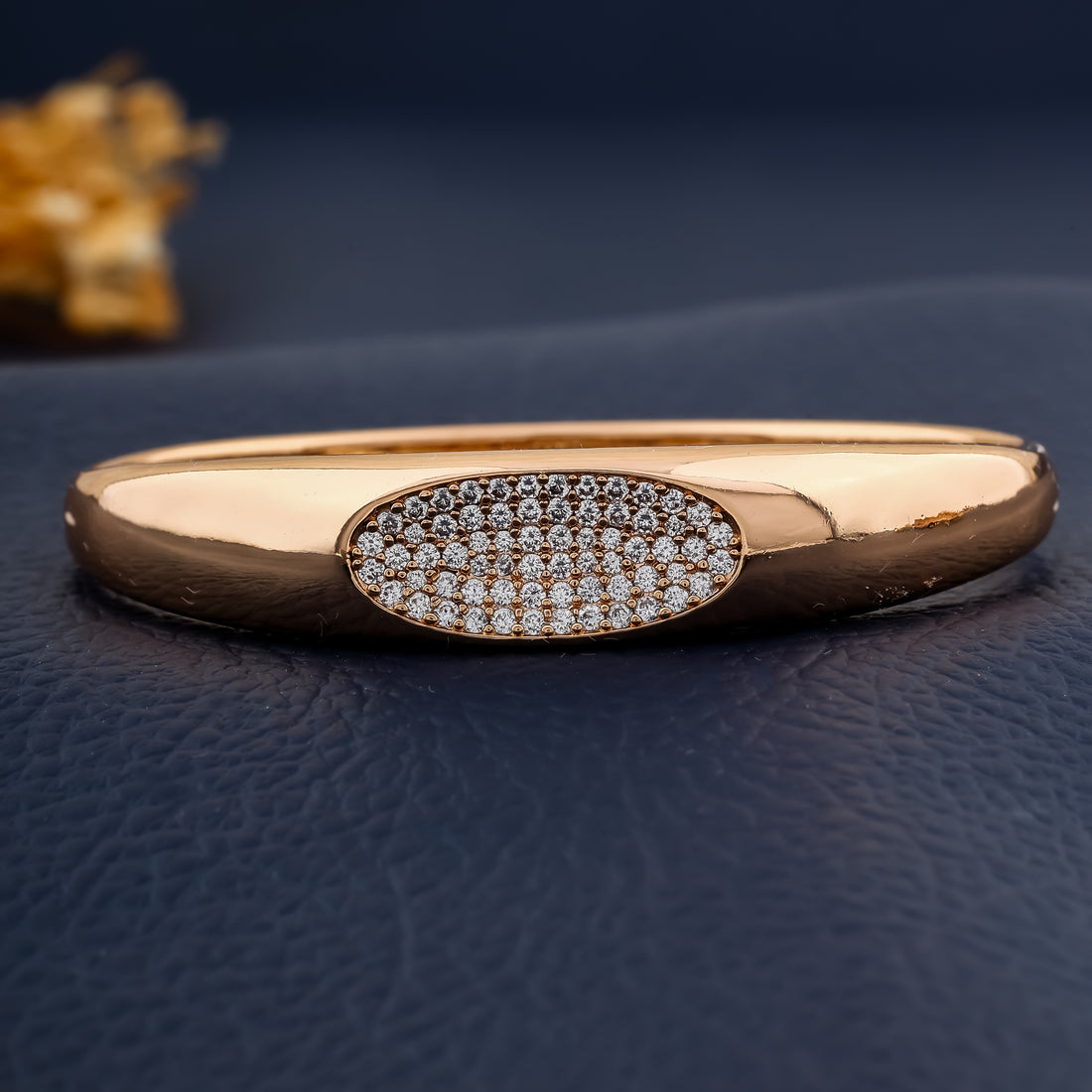Stellar Glow Bangle (Rose Gold)