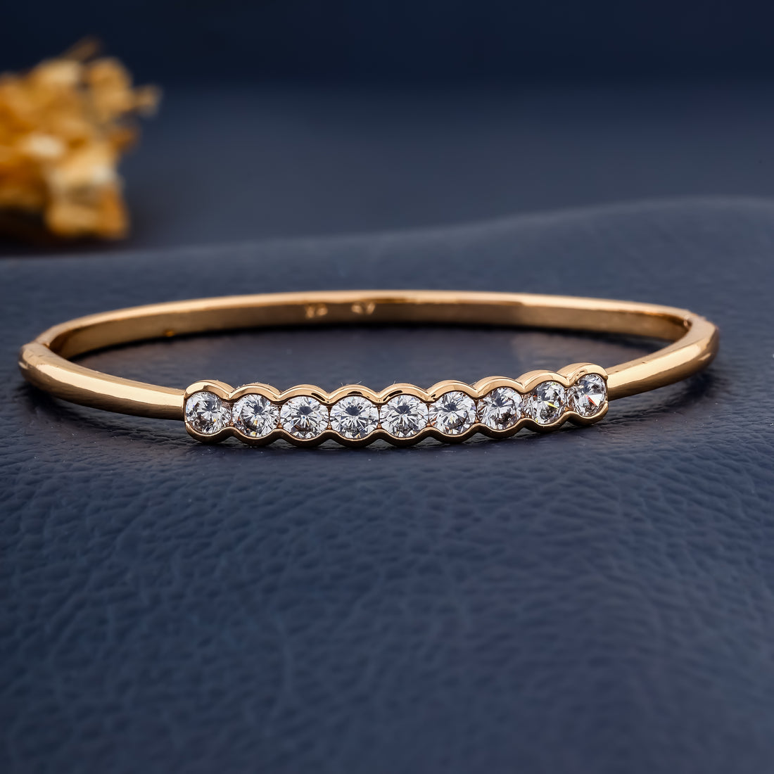 Lustre Wave Bangle (Rose Gold)