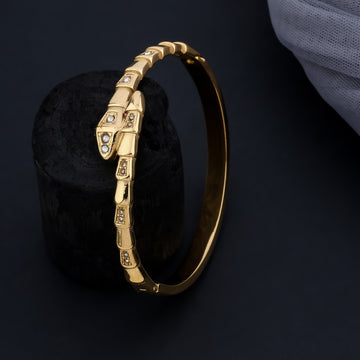 Golden Viper Bangle (Gold)