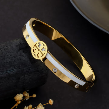Signature Crest Bracelet (Gold )