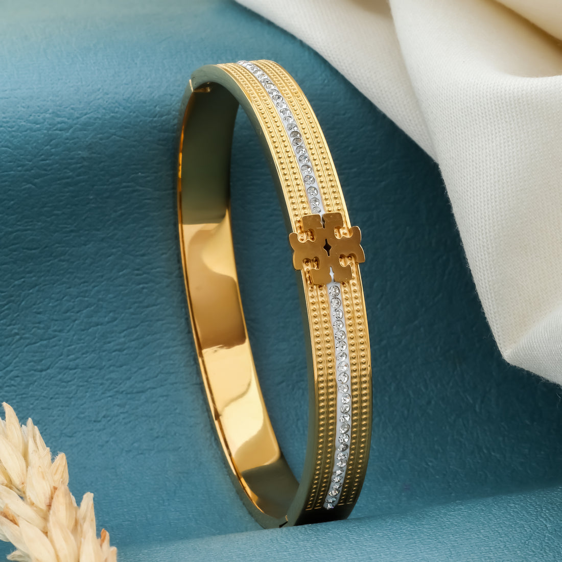 Pave Sparkle Logo Cuff (Gold )