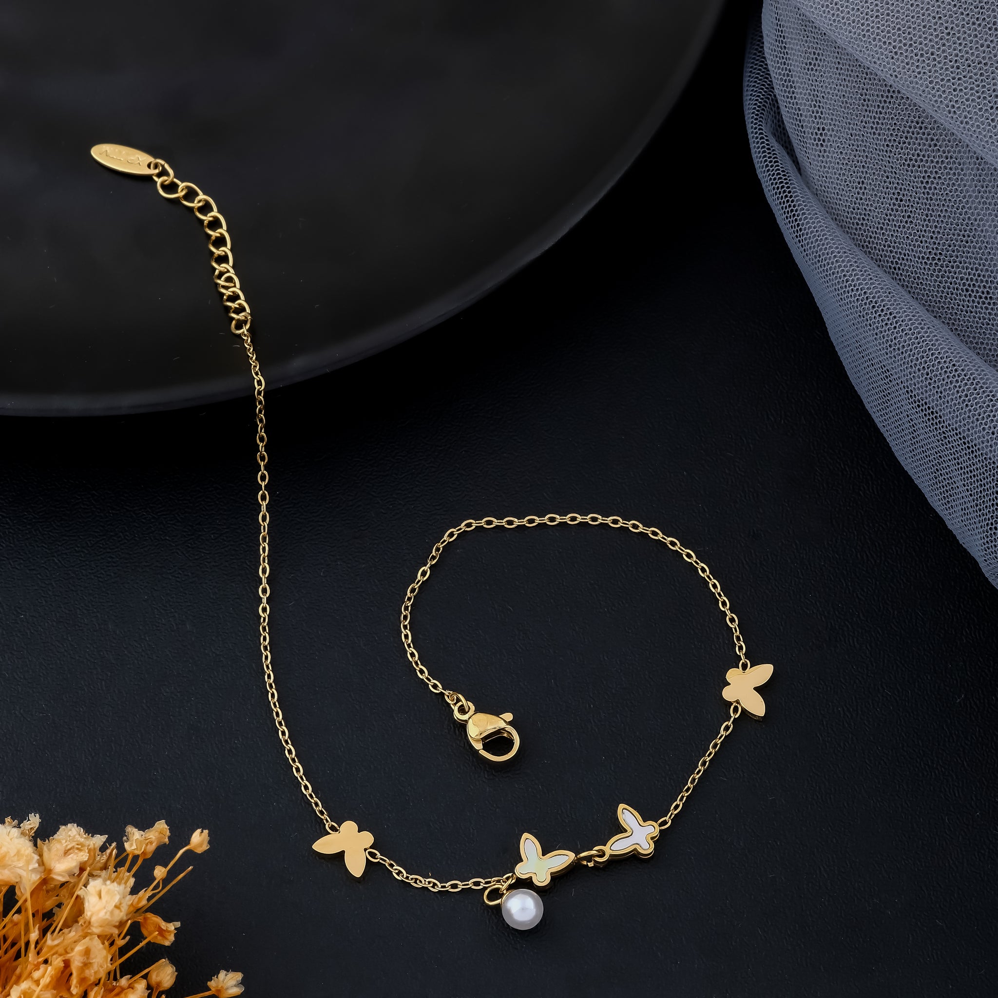 Pearl Flutter Anklet
