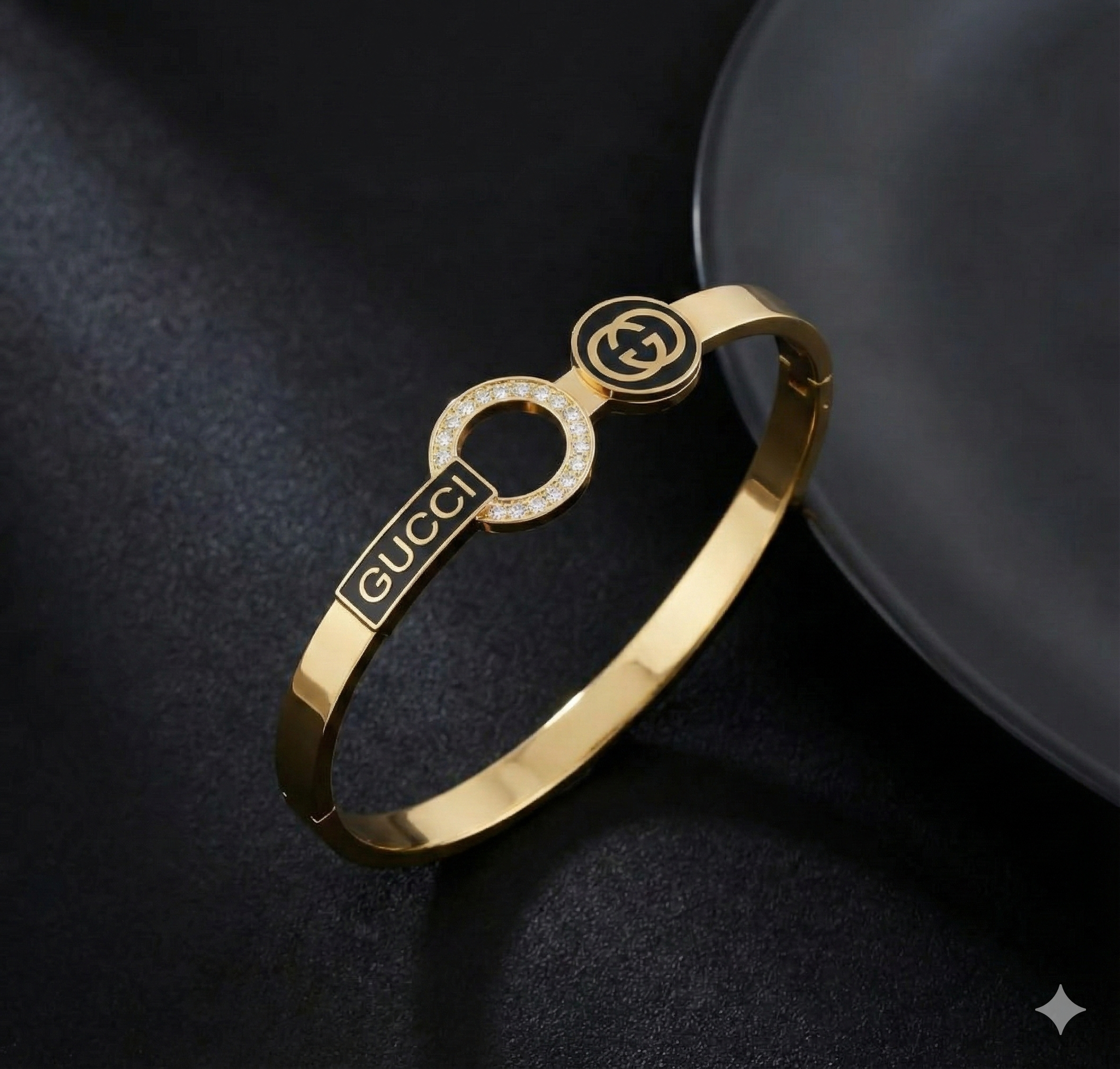 Vezora Bracelet (Yellow Gold)